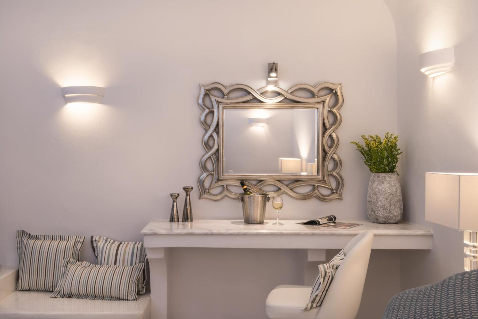 Anteliz Suites Фира Екстериор снимка